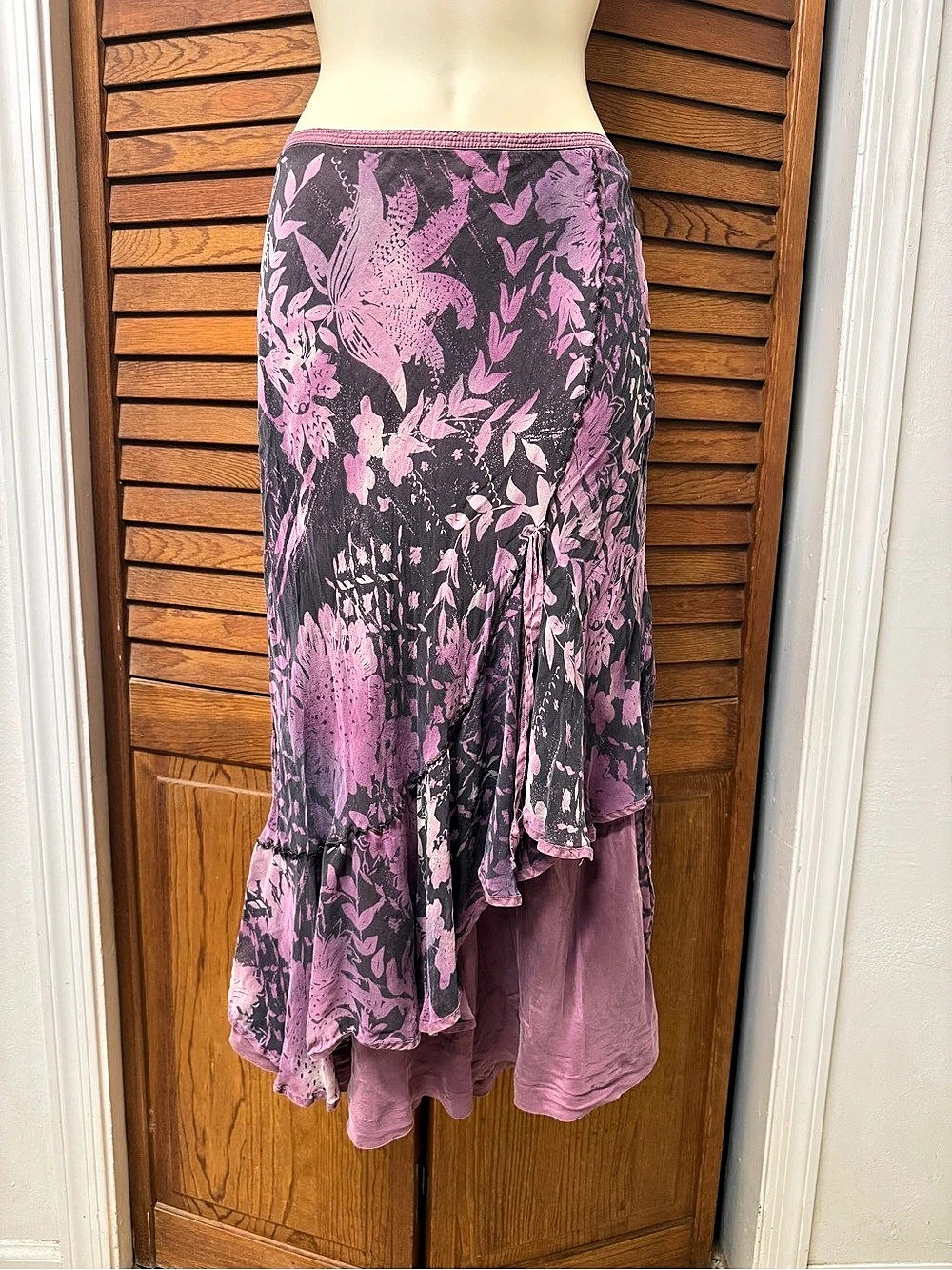 Vintage style midi skirt